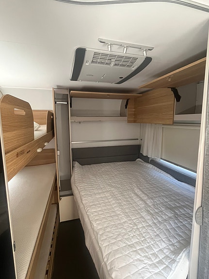 Adria Adora 593 UK *AC *Luftförtält *Barnkammare *Vinterdäck 8 of 20