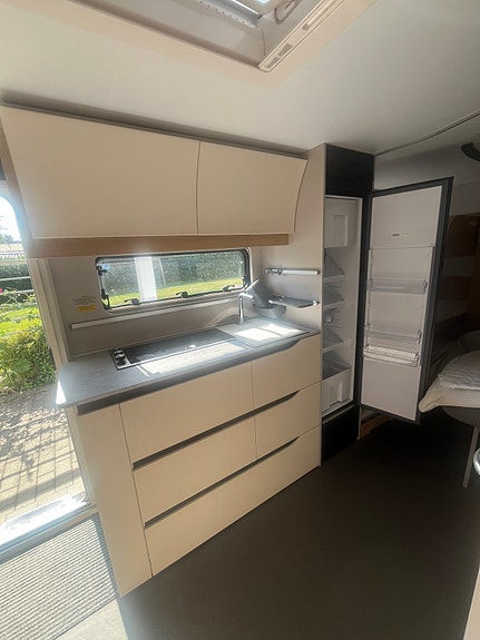 Adria Adora 593 UK *AC *Luftförtält *Barnkammare *Vinterdäck 6 of 20