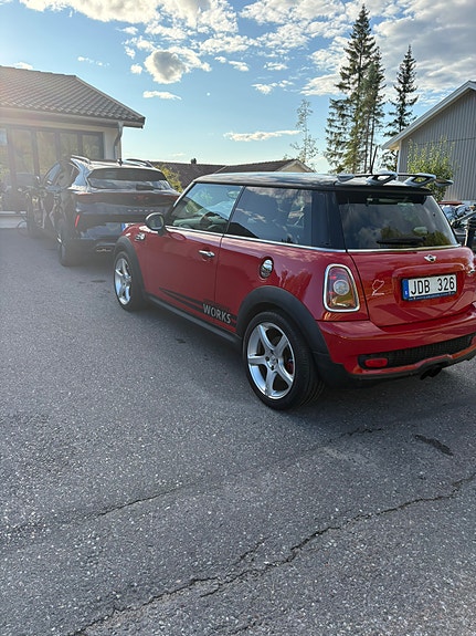 MINI John Cooper Works 4 of 5