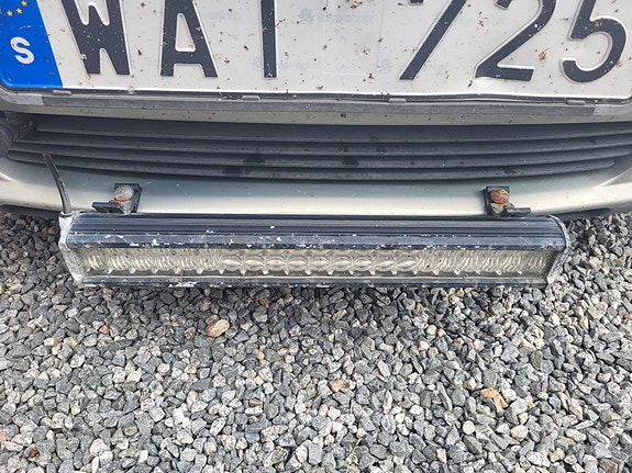 Toyota Avensis 4 of 8