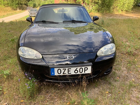 Mazda MX-5 4 of 10