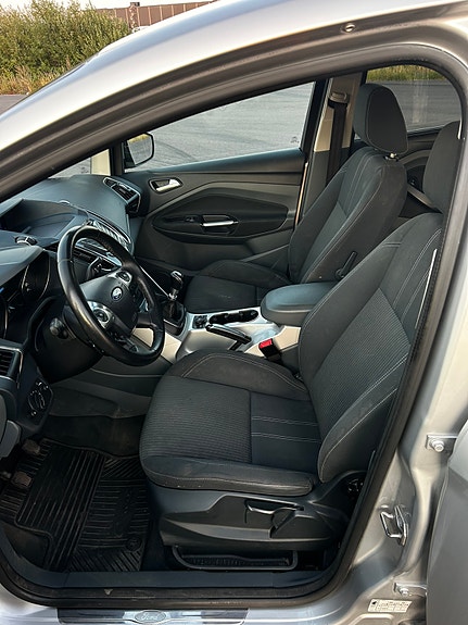 Ford C-Max 9 of 9