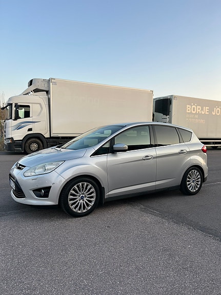 Ford C-Max 2 of 9