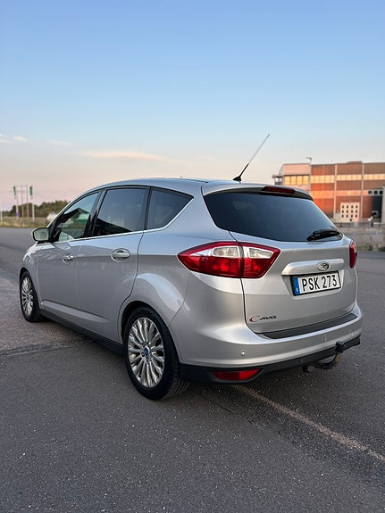 Ford C-Max 4 of 9