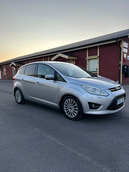 Ford C-Max 7 of 9