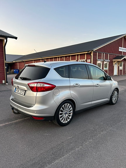 Ford C-Max 5 of 9