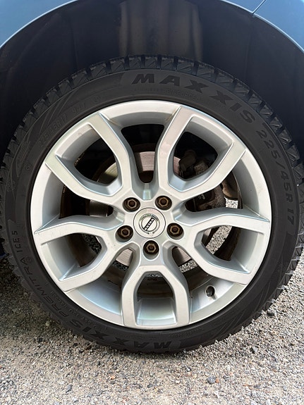 Volvo V40 17 of 24