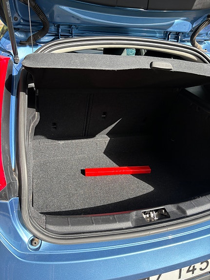 Volvo V40 23 of 24