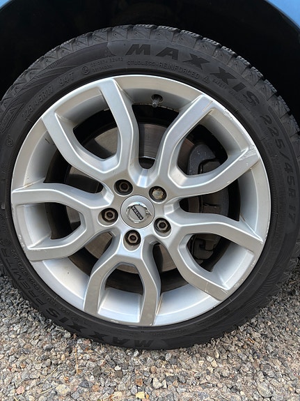 Volvo V40 14 of 24