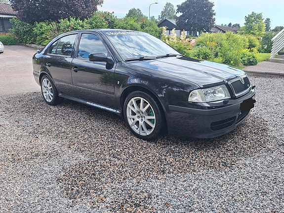 Skoda Octavia RS 2 of 8