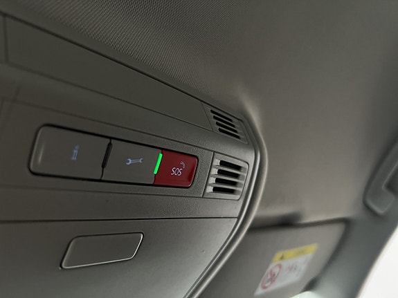 Volkswagen Passat 30 of 30