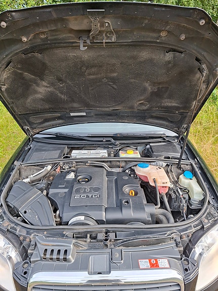 Audi A4 3 of 7