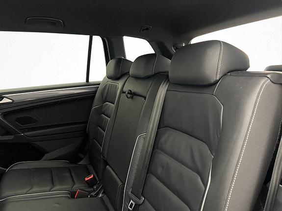 Volkswagen Tiguan Allspace 16 of 30