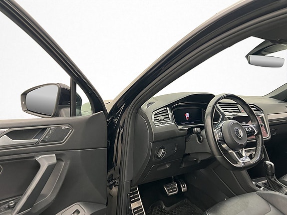 Volkswagen Tiguan Allspace 11 of 30