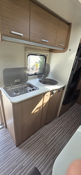 Adria Aviva 512 pt 9 of 9