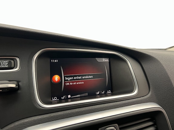 Volvo V40 19 of 29