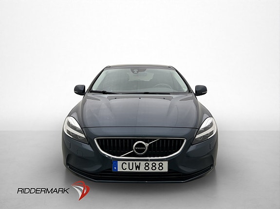 Volvo V40 2 of 29