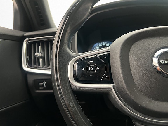 Volvo V90 23 of 30