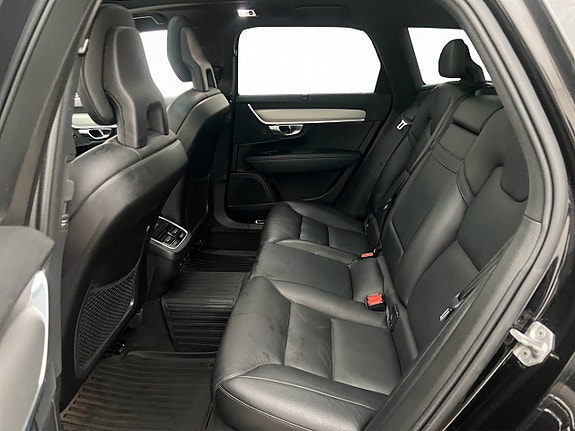 Volvo V90 19 of 30