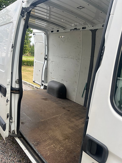 Renault Master 8 of 9