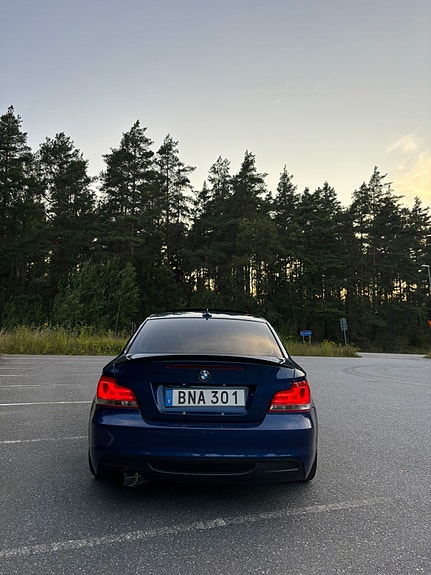 BMW 118d 6 of 12