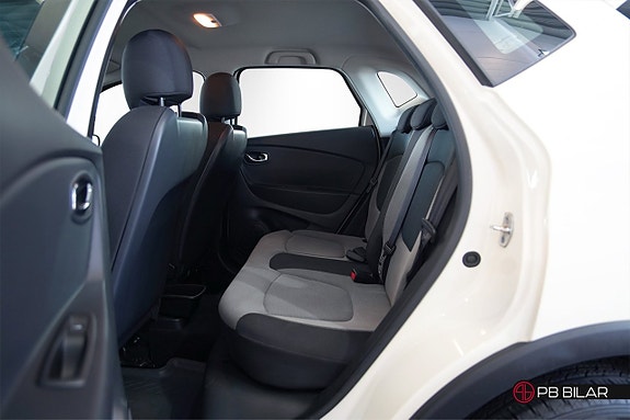 Renault Captur 11 of 21