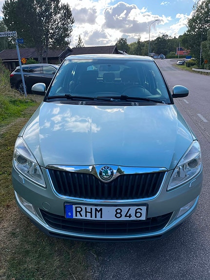 Skoda Fabia 2 of 12