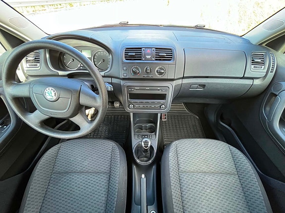 Skoda Fabia 7 of 12