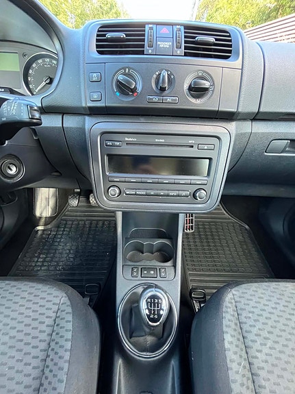 Skoda Fabia 8 of 12