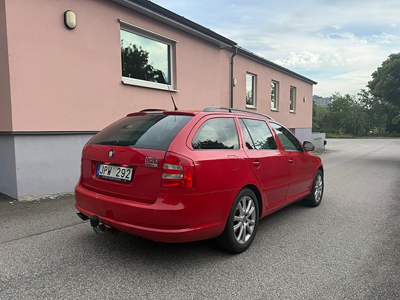 Skoda Octavia 4 of 11