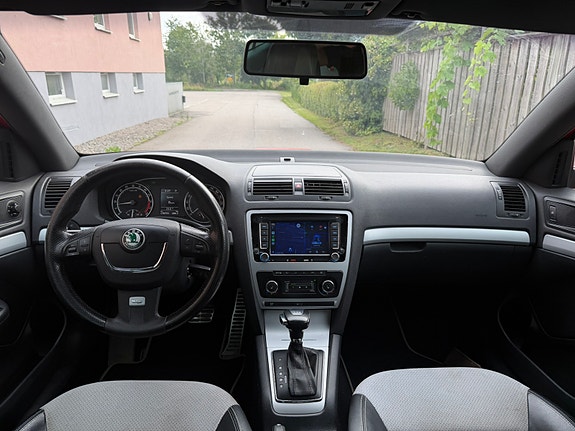Skoda Octavia 8 of 11