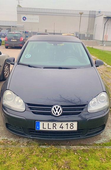 Volkswagen Golf V 2 of 6