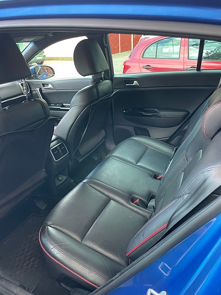 Kia Sportage 12 of 16