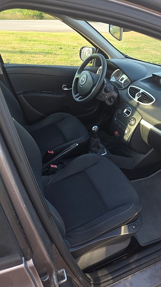 Renault Clio 5 of 9