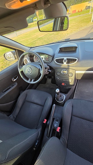 Renault Clio 4 of 9