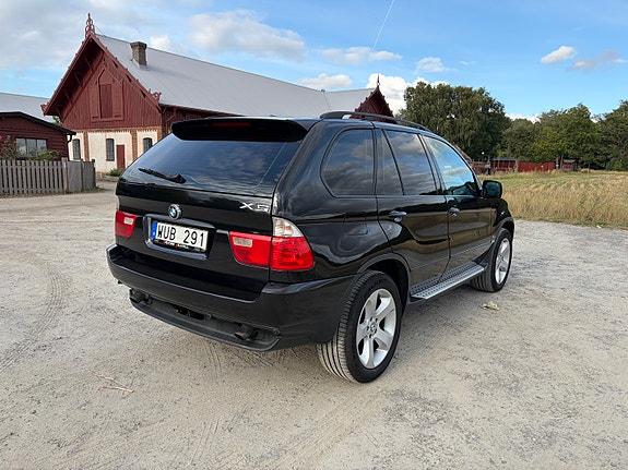 BMW X5 8 of 19