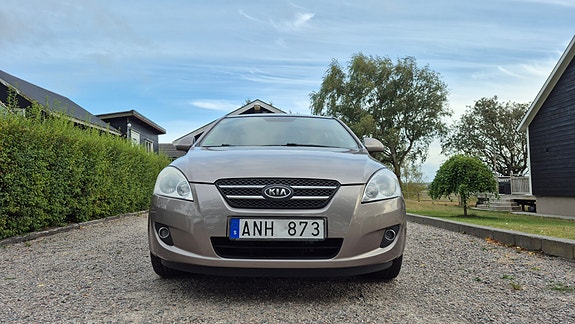 Kia Ceed 3 of 23