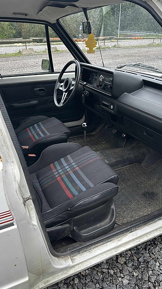 Volkswagen Caddy 7 of 9