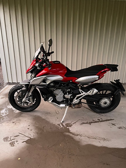 MV Agusta Stradale 800 6 of 6