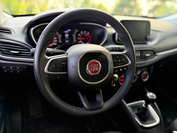 Fiat Tipo 11 of 30
