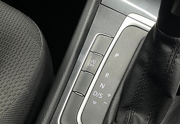 Volkswagen Golf I 14 of 22