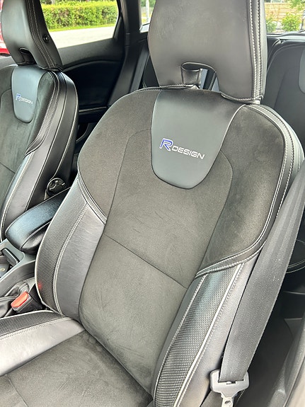 Volvo V40 6 of 12