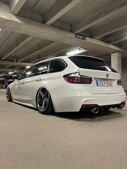 BMW 318d 13 of 13