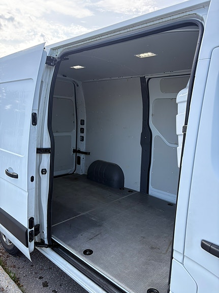 Renault Master 5 of 6