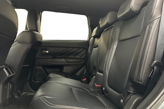 Mitsubishi Outlander 14 of 28