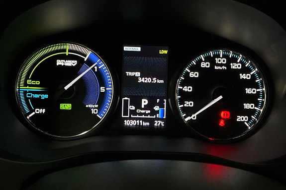 Mitsubishi Outlander 17 of 28