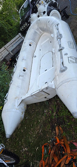 Zodiac Rib 340 4 of 6