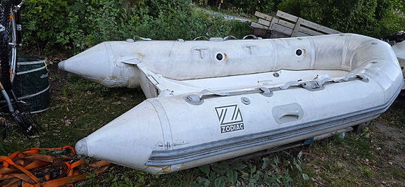 Zodiac Rib 340 5 of 6