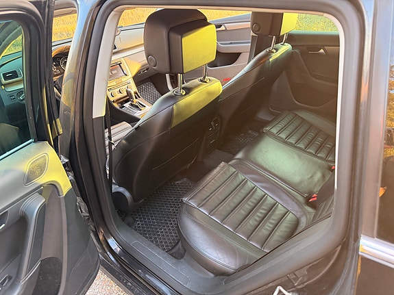 Volkswagen Passat 7 of 7