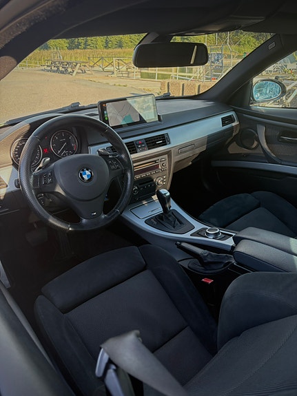 BMW 335d 9 of 14